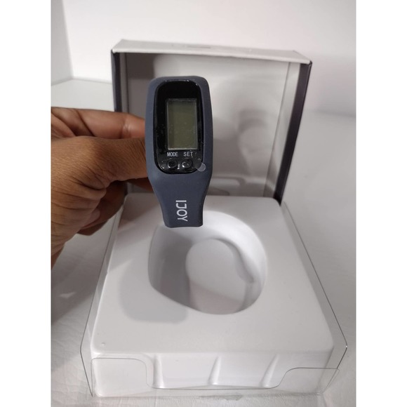 IJOY Activity Tracker for Kids No Battery - Picture 4 of 4